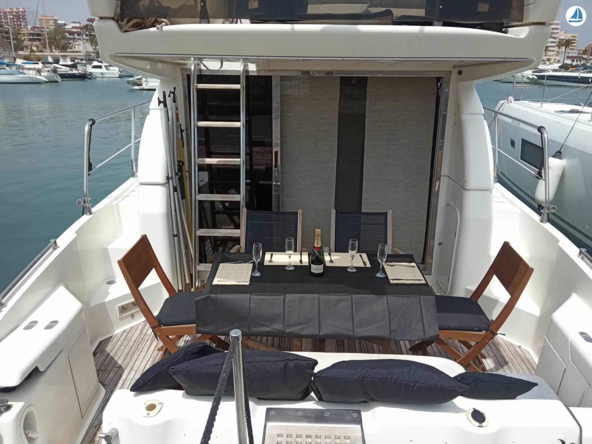 照片 Azimut Az40 13