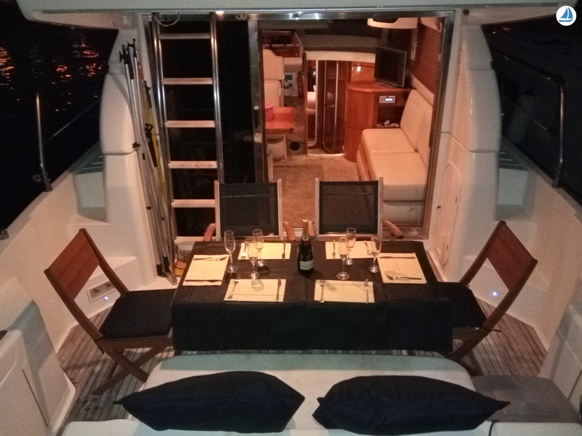 照片 Azimut Az40 18