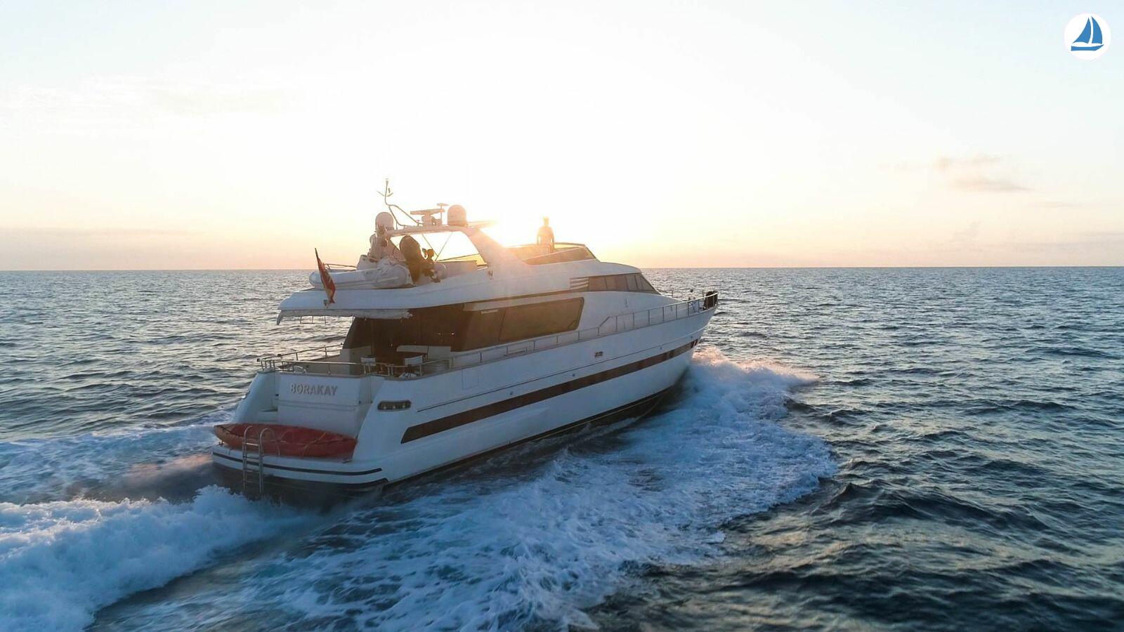 照片 SAN LORENZO 72 5