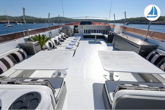 照片 Mundomarine 120 4