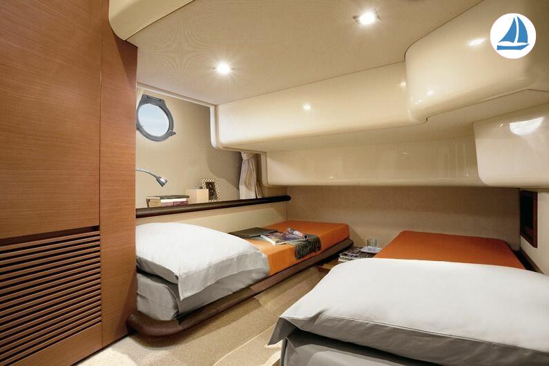 照片 Azimut 43 Fly 6