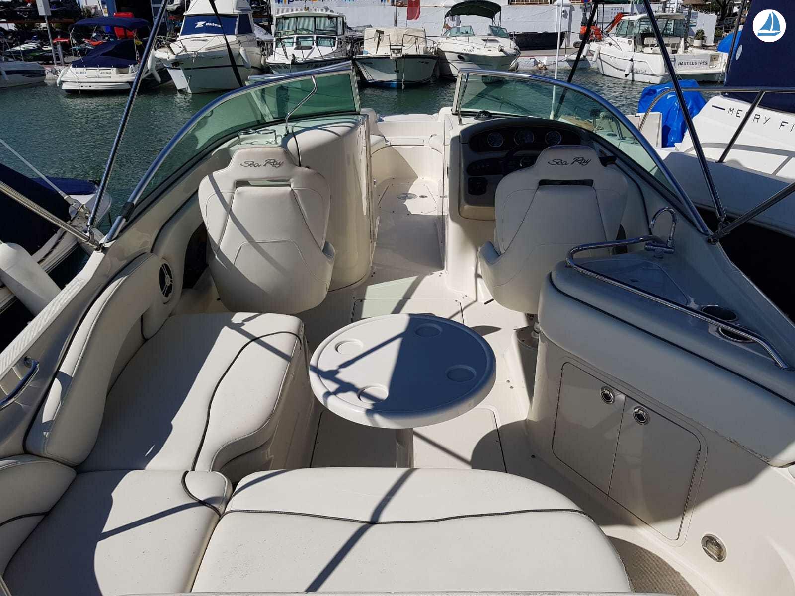 照片 Sea Ray SUNDECK 240 4