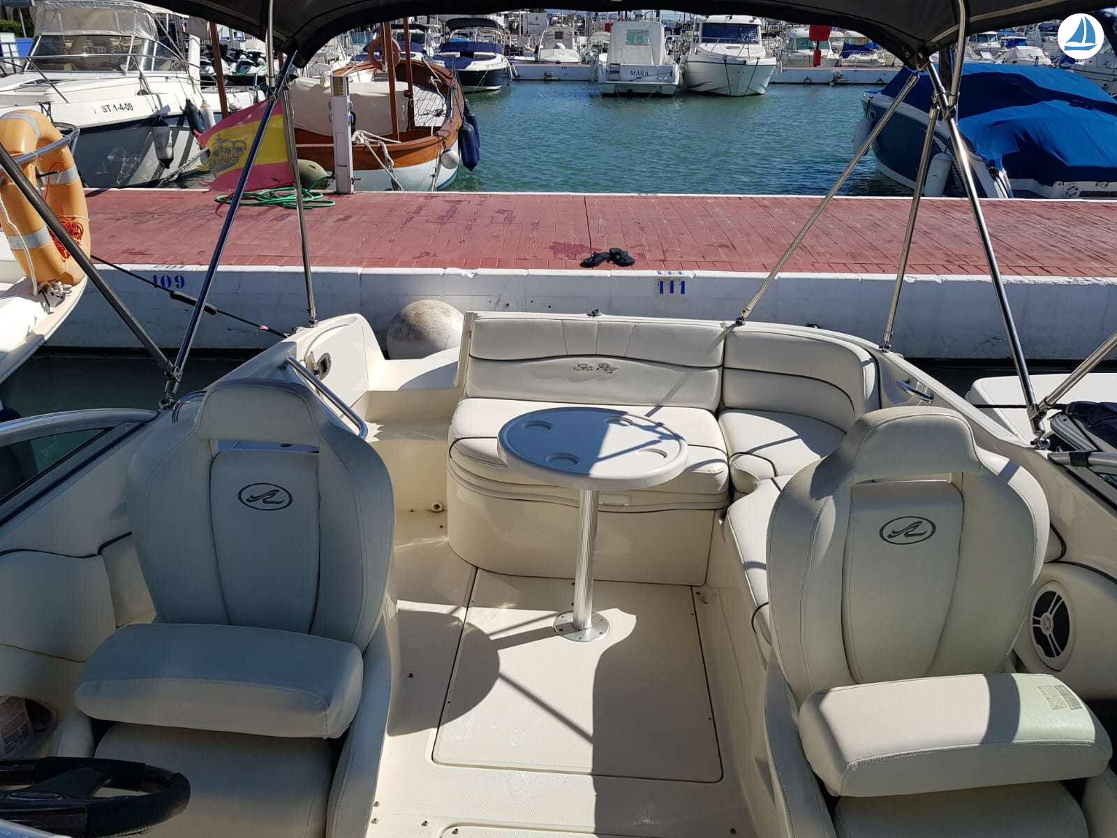 照片 Sea Ray SUNDECK 240 6