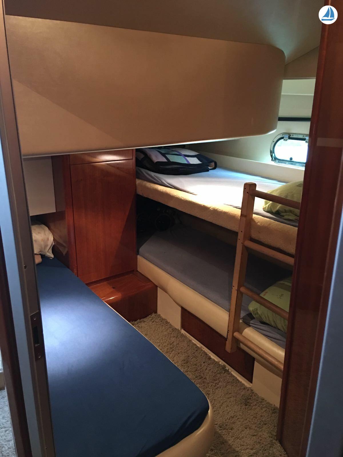 照片 Azimut 40 17