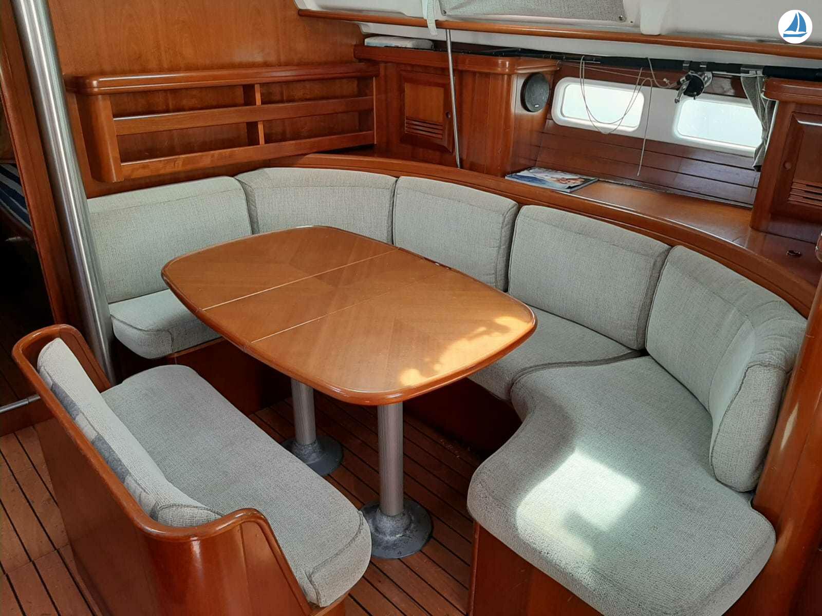 照片 Beneteau OCEANIS 411 8