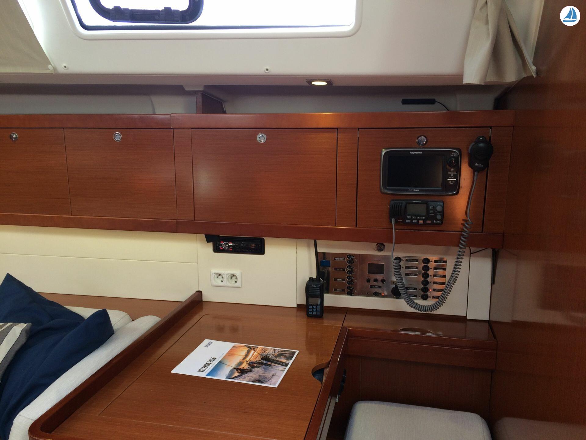 照片 Beneteau Oceanis 50 Grand Family 16