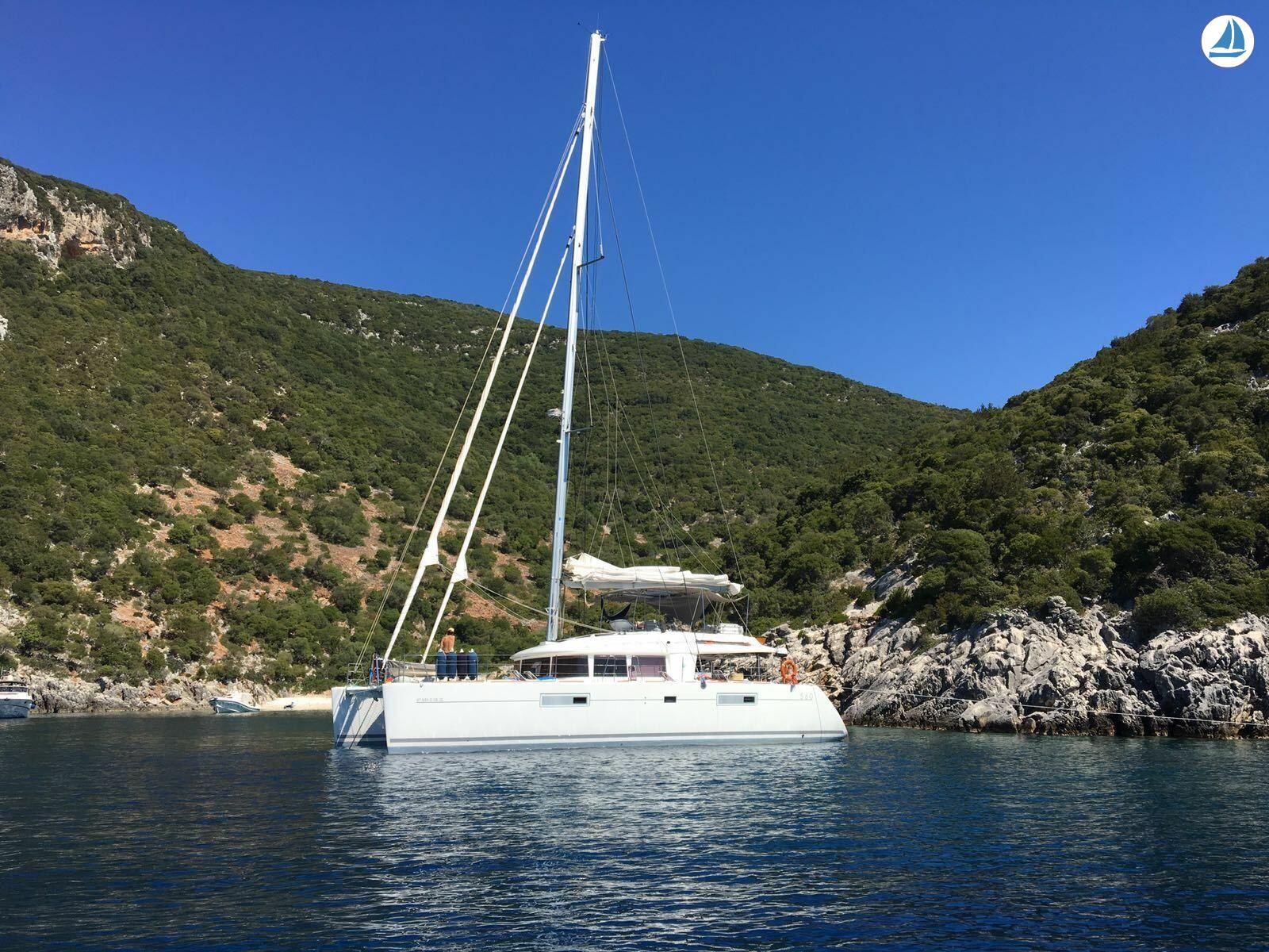 照片 Lagoon Catamarans 560 1