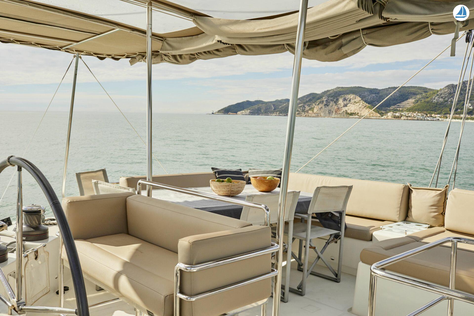 照片 Lagoon Catamarans 560 5