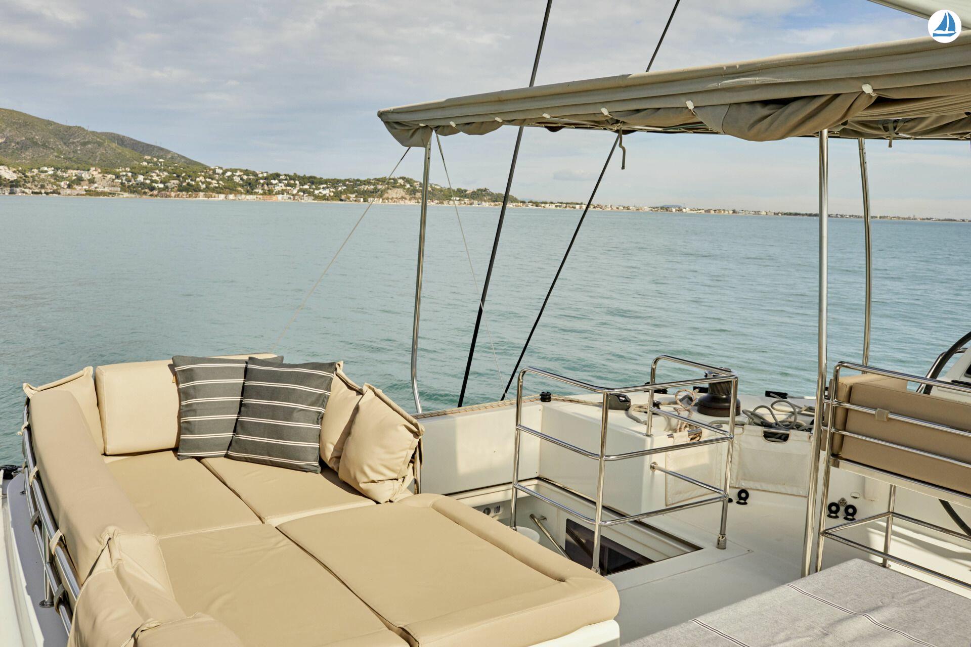 照片 Lagoon Catamarans 560 10