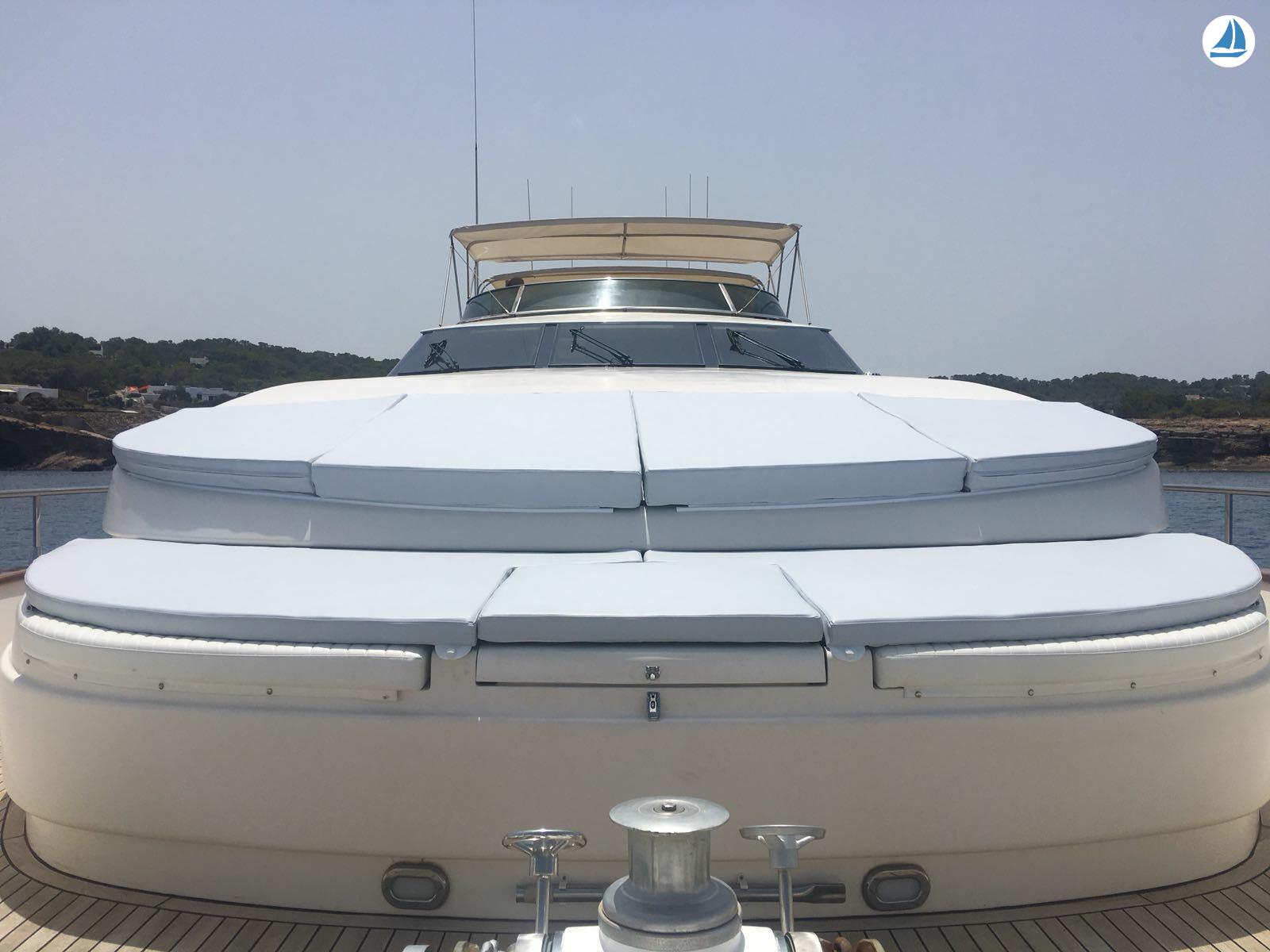 照片 Astondoa 90 2