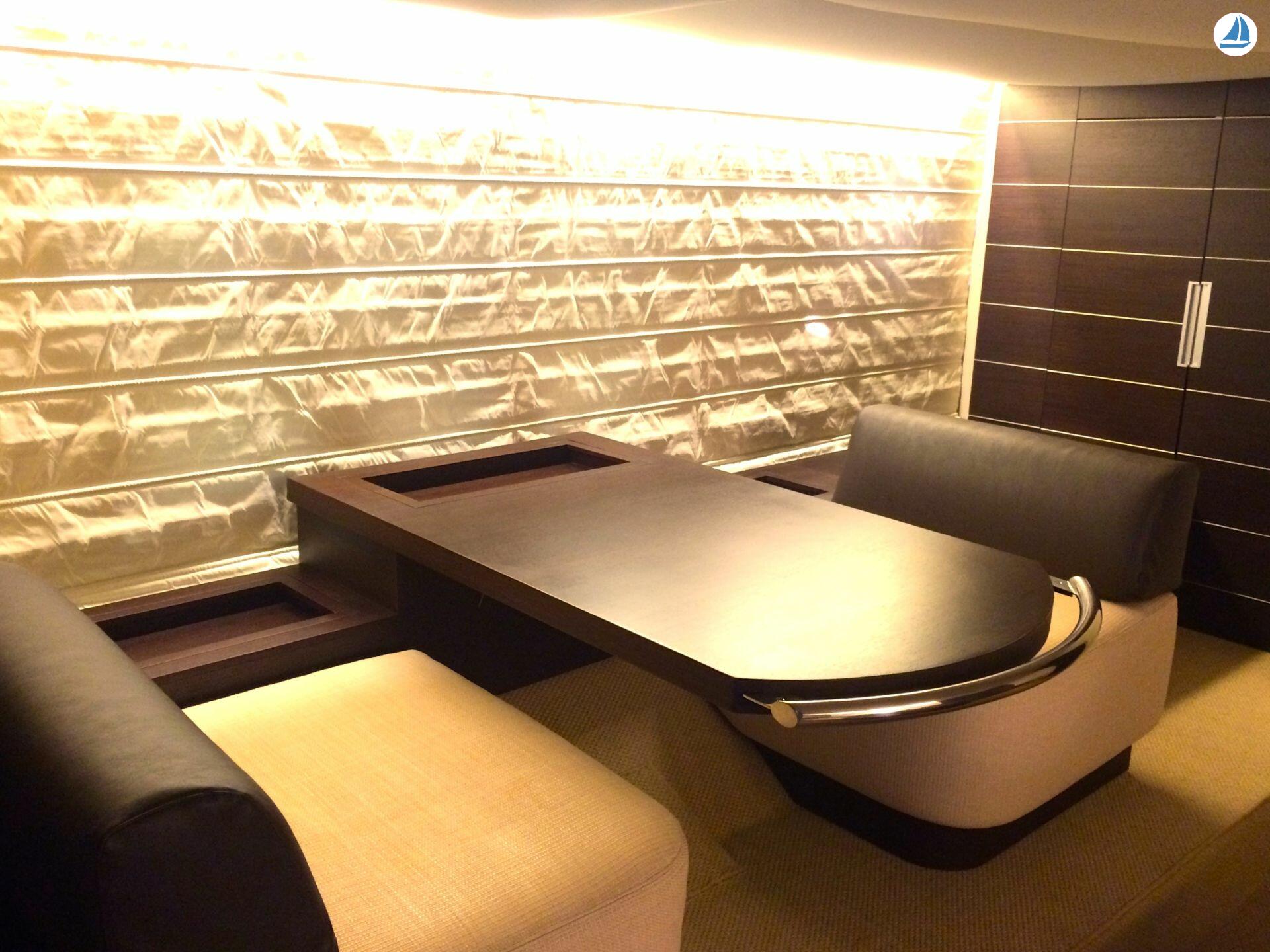 照片 Azimut 68s 10