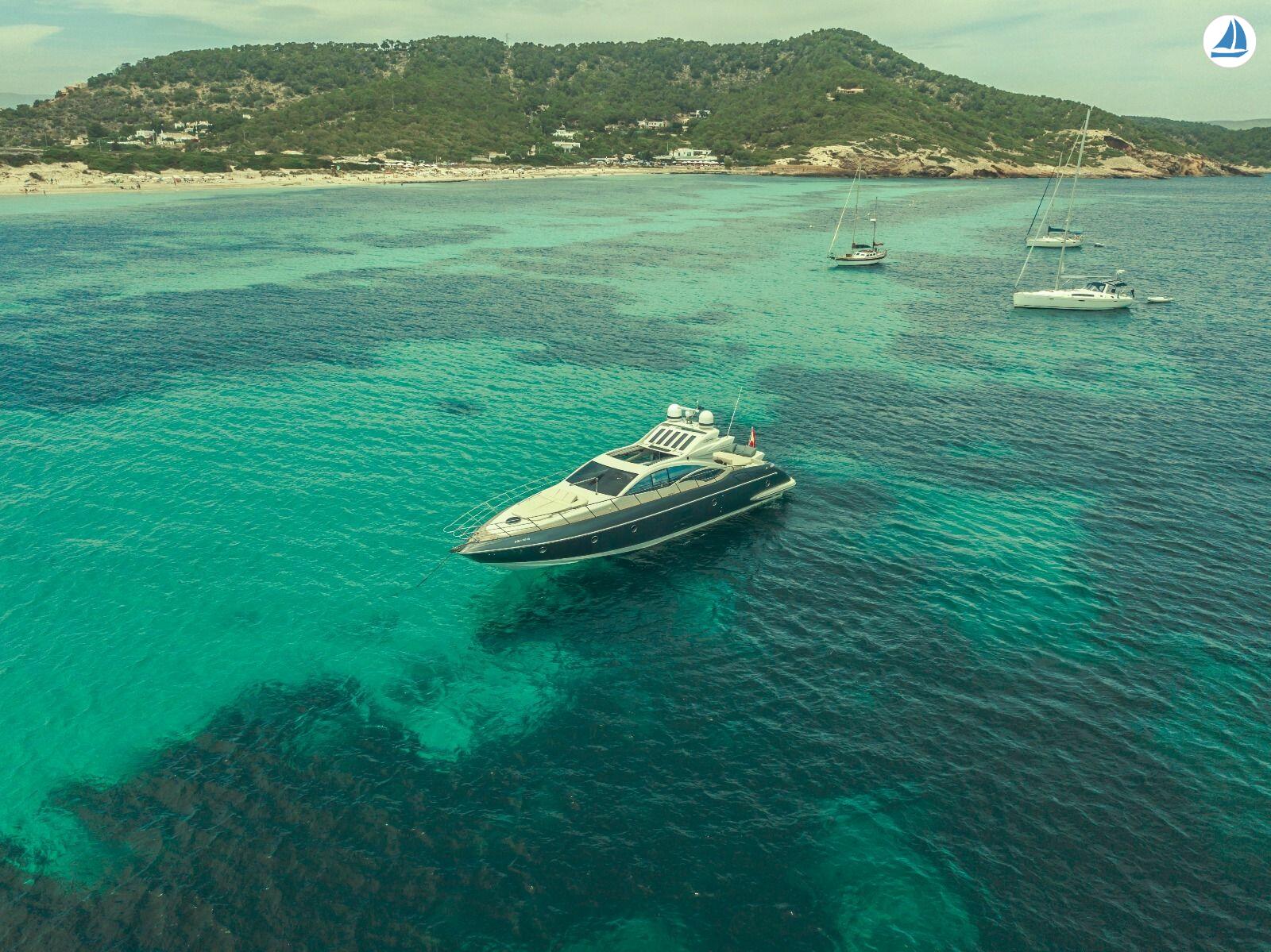 照片 Azimut 68s 31
