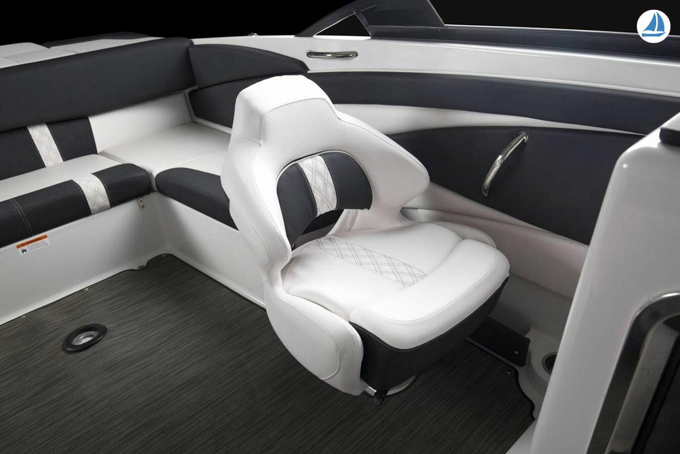 照片 Glastron 240 GT 13