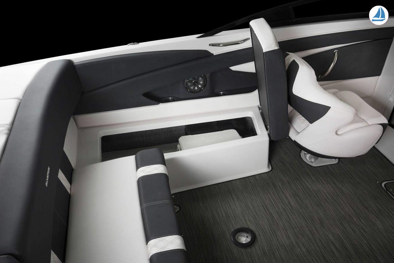 照片 Glastron 240 GT 14