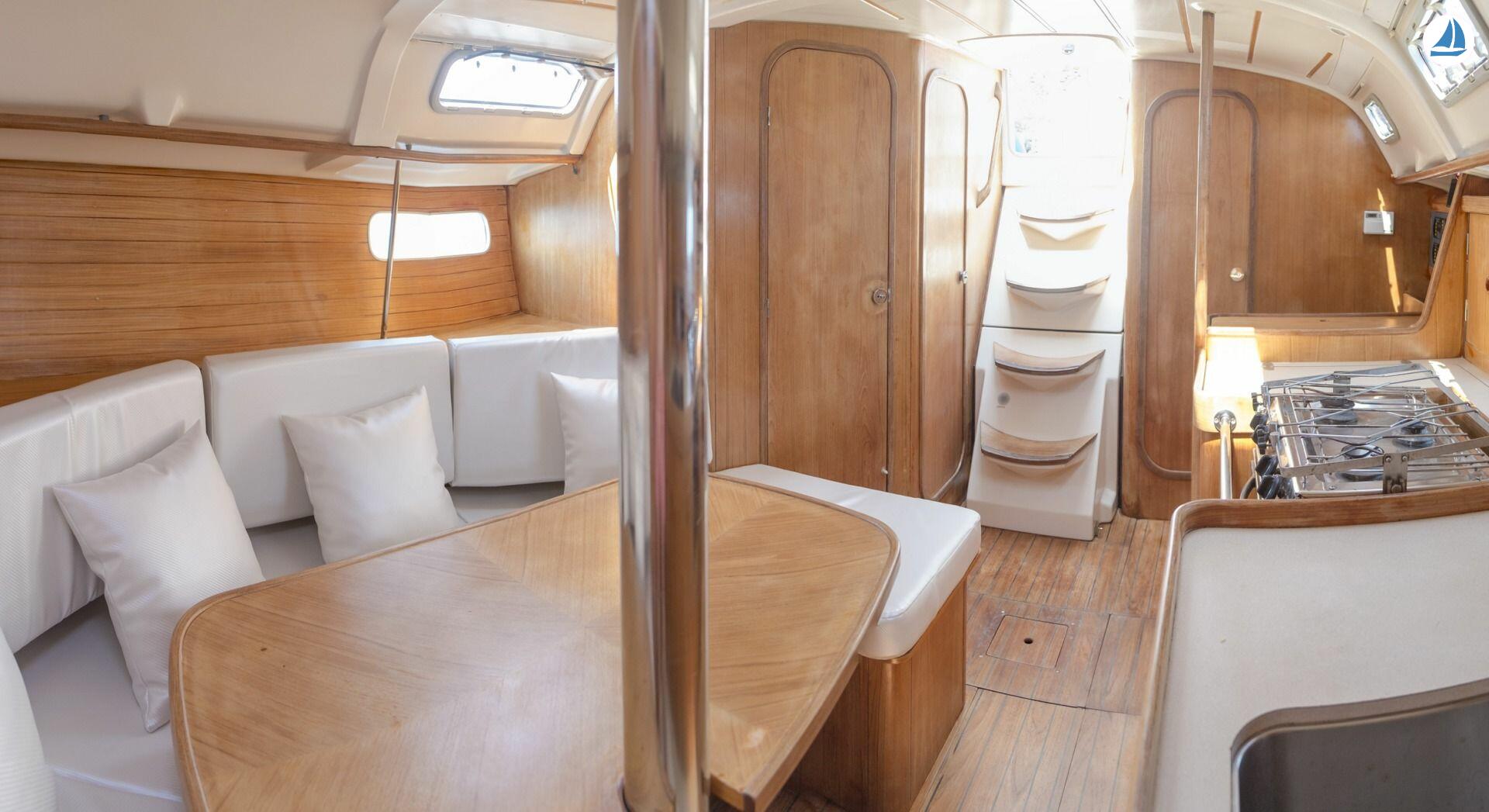 照片 Beneteau 351 3