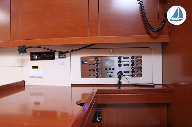 照片 Beneteau OCEANIS 50 9