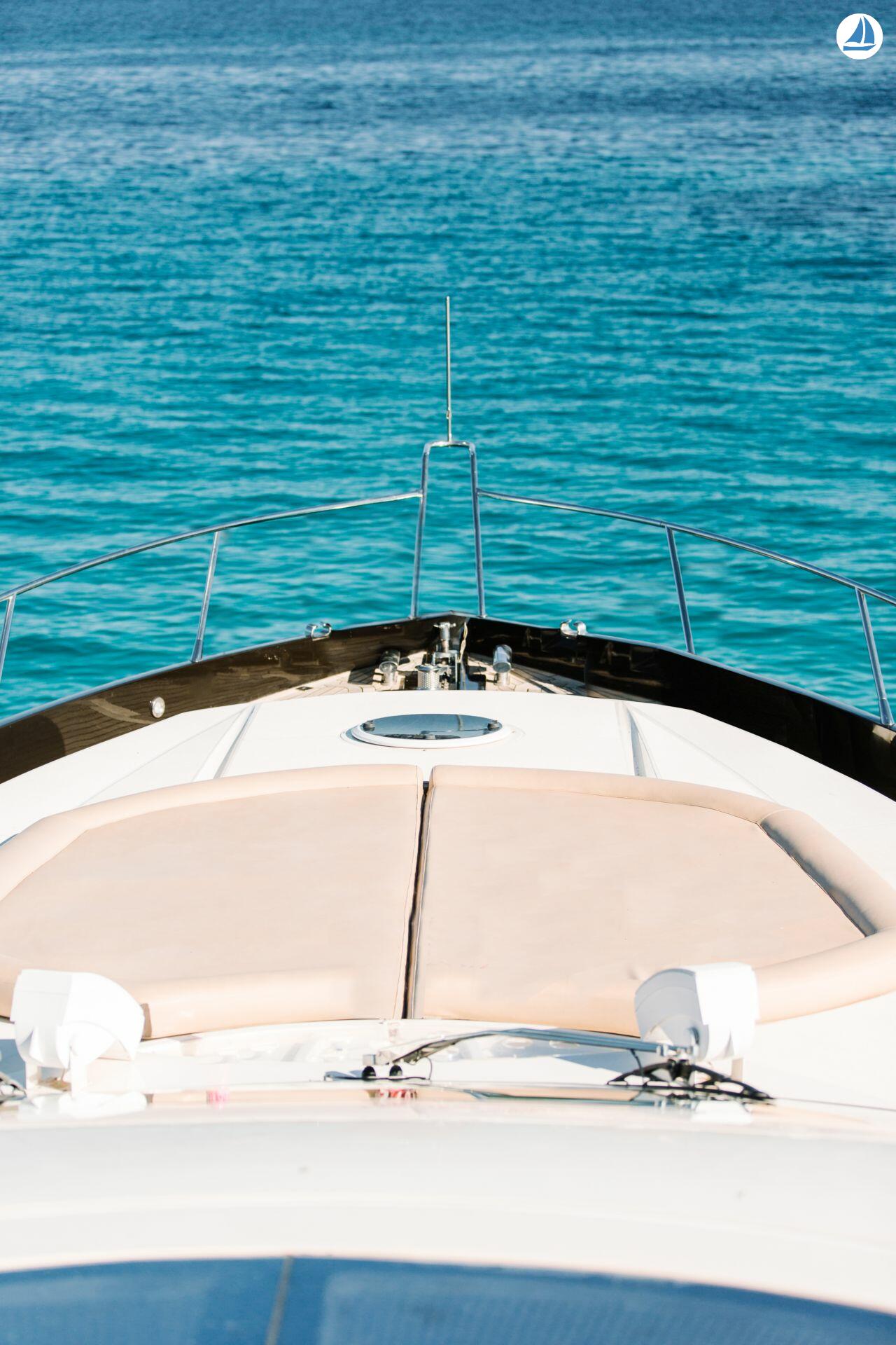 照片 Sunseeker Predator 82 13