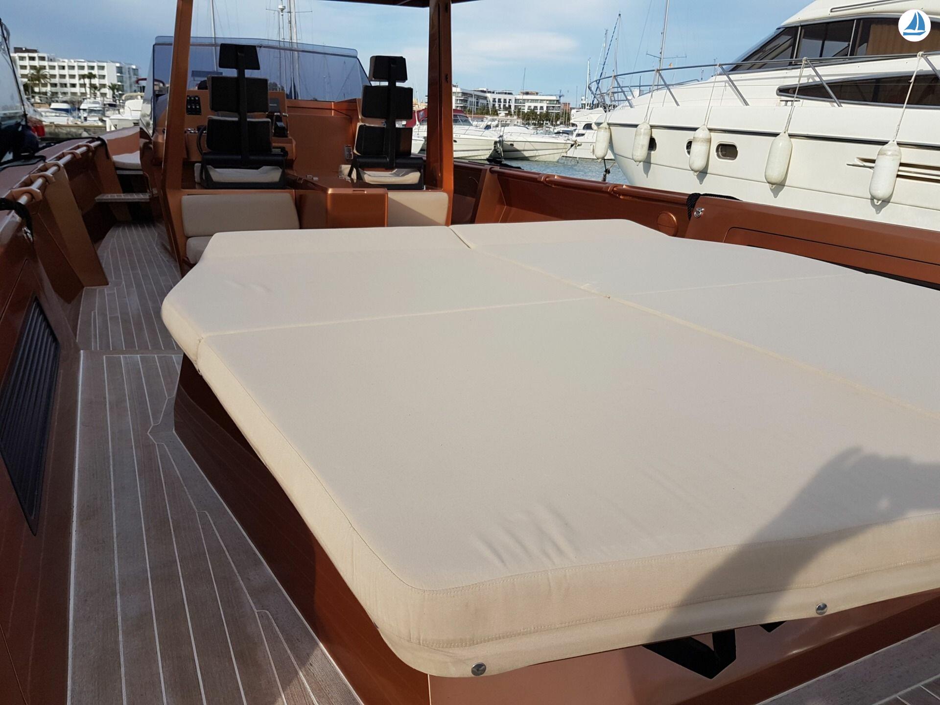 照片 Wally Tender 45 10