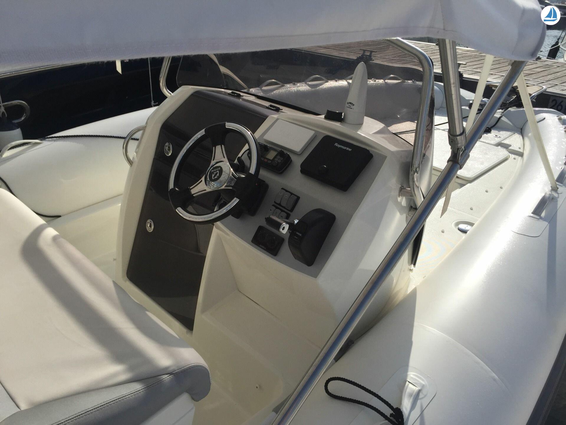 照片 Zodiac nzo 760 6