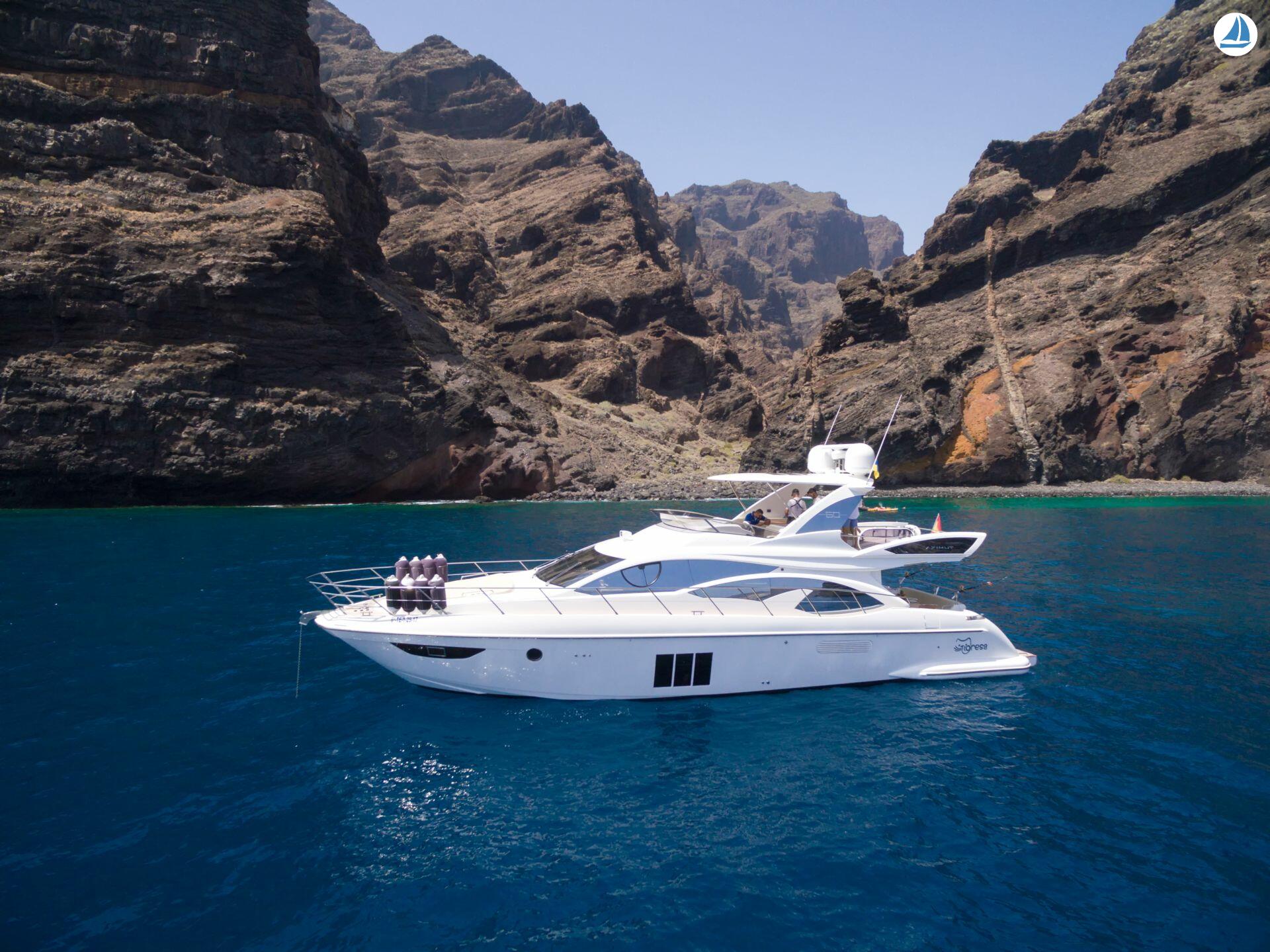 照片 Azimut 60 3