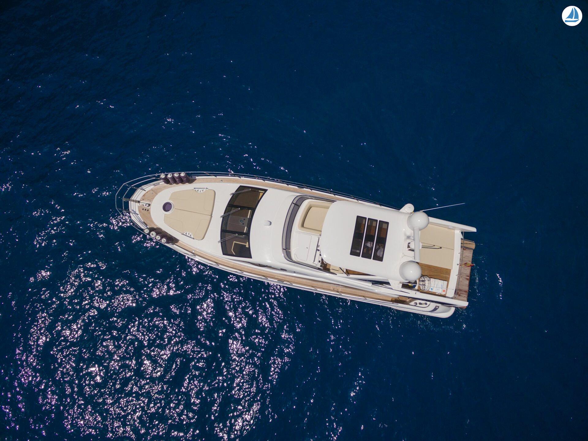 照片 Azimut 60 5