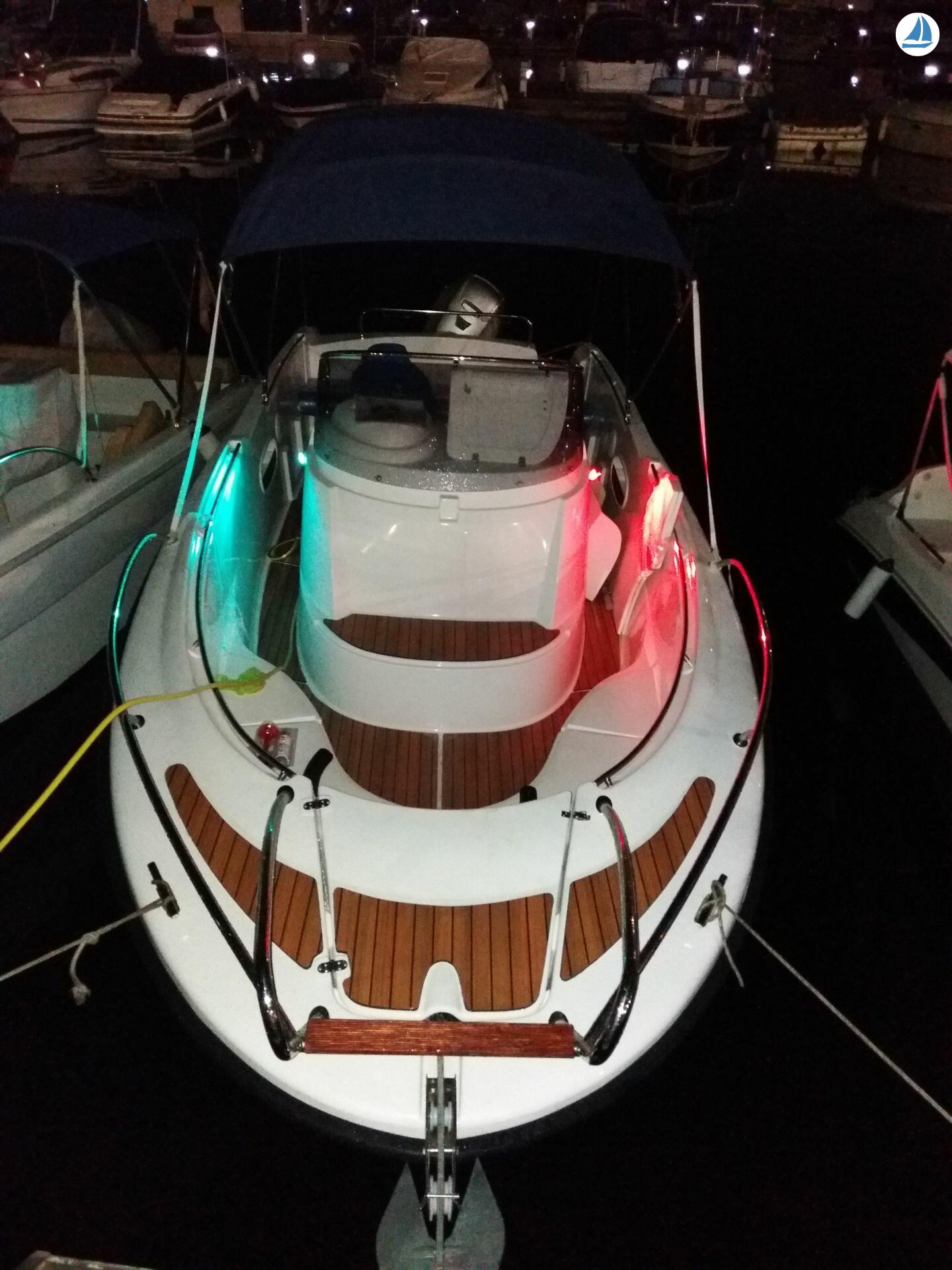 照片 Jeanneau 750 7