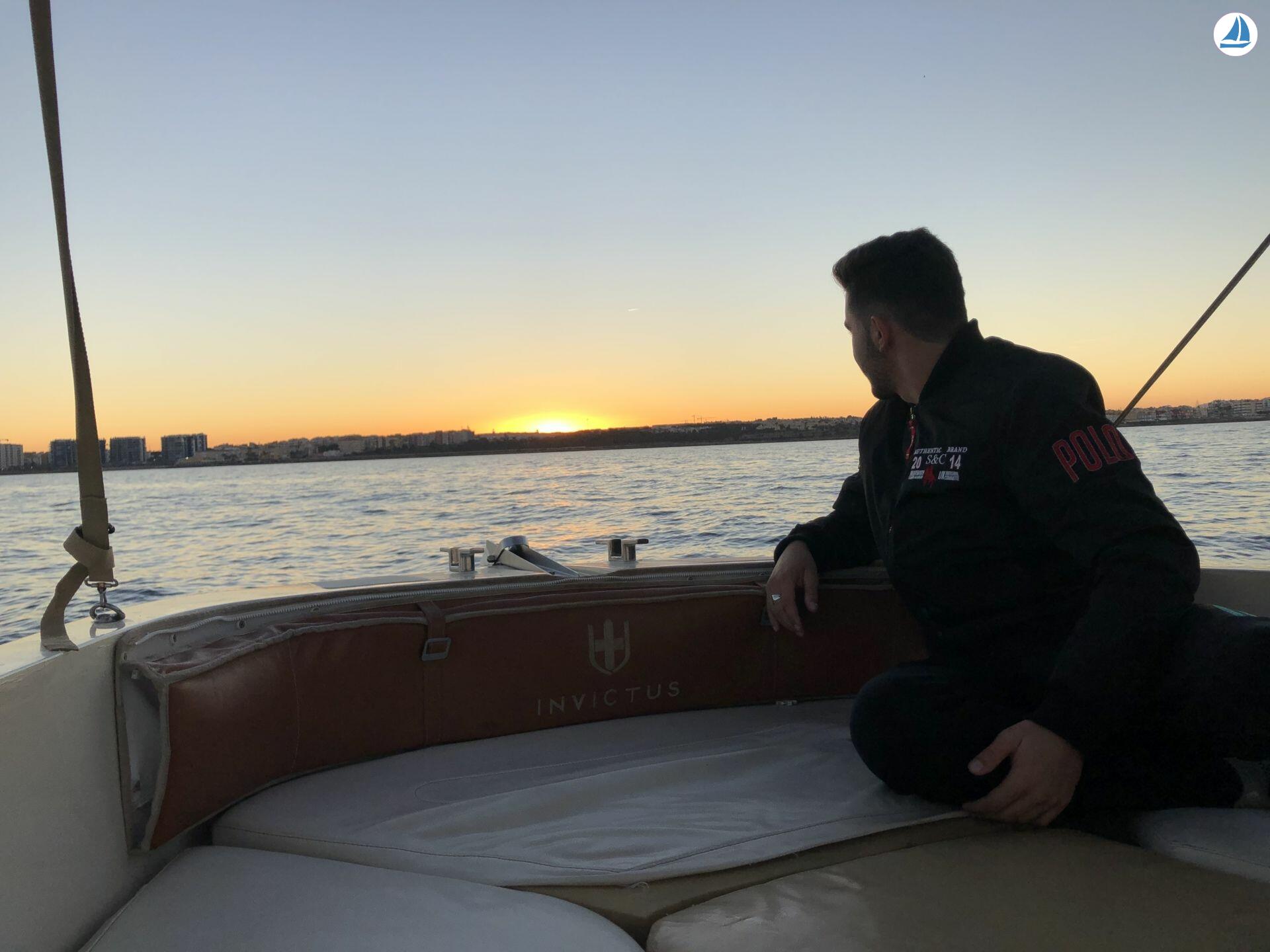 照片 Invictus Yachts Fx190 4