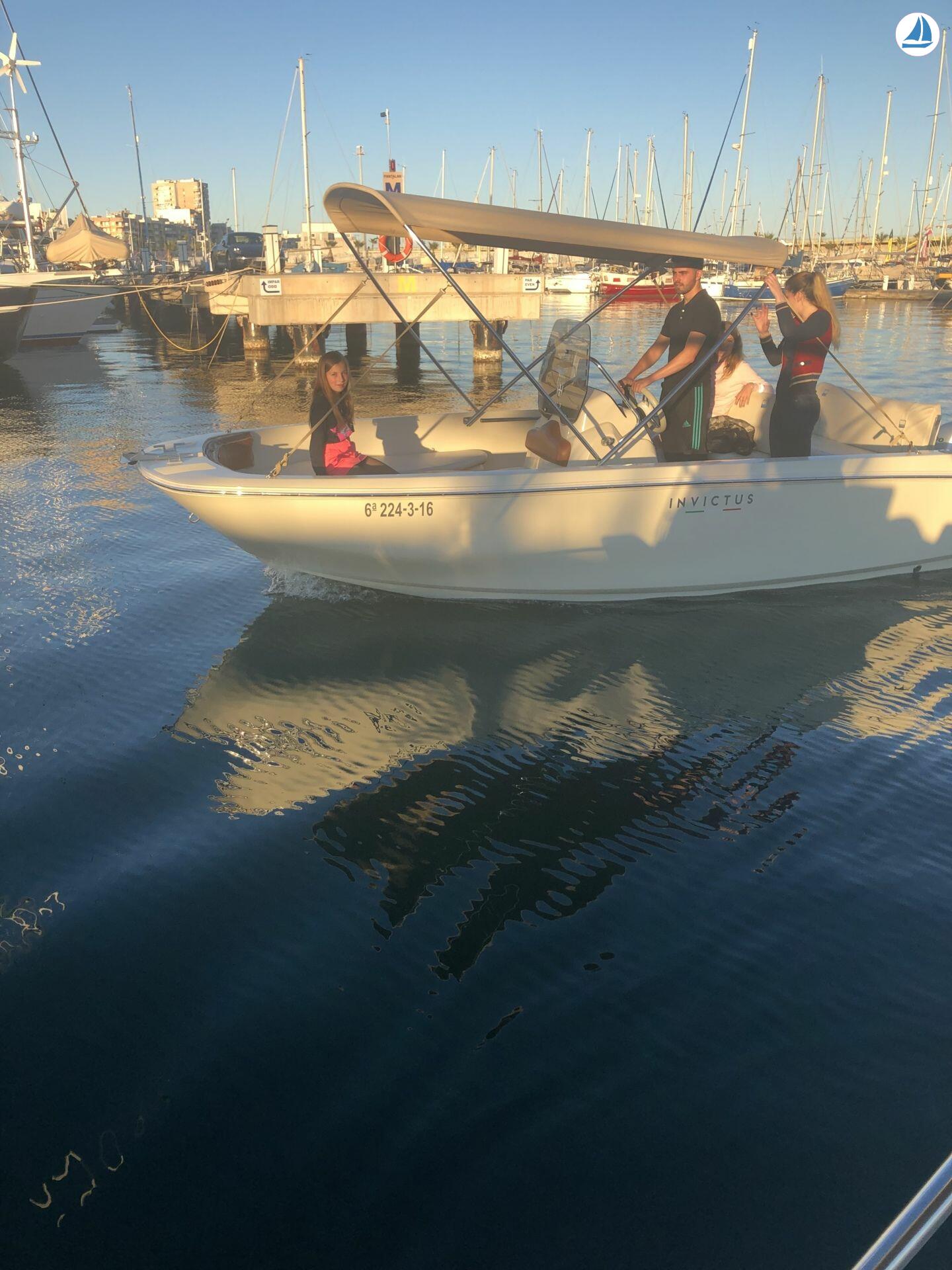 照片 Invictus Yachts Fx190 5