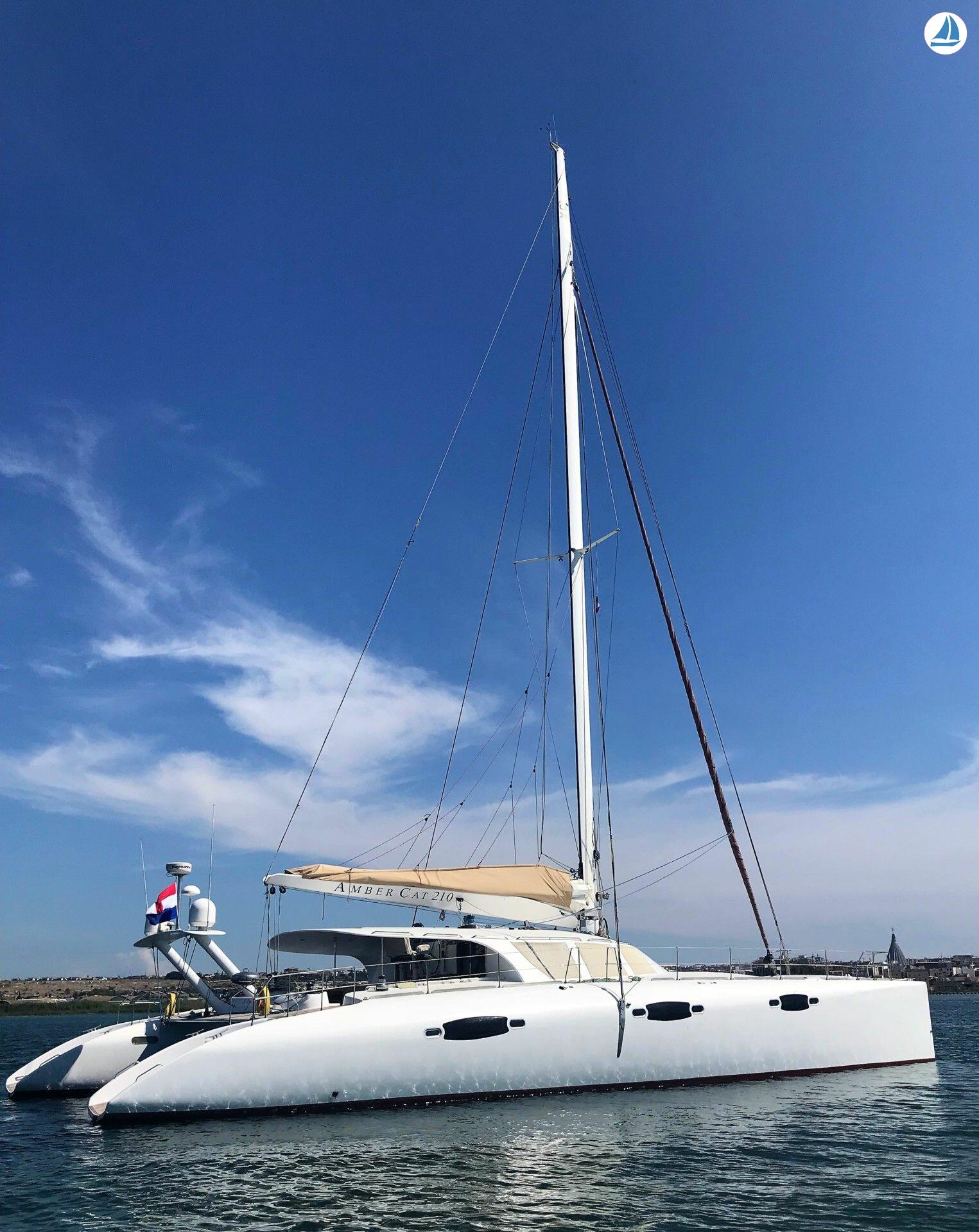照片 Enmar Ambercat 210 3