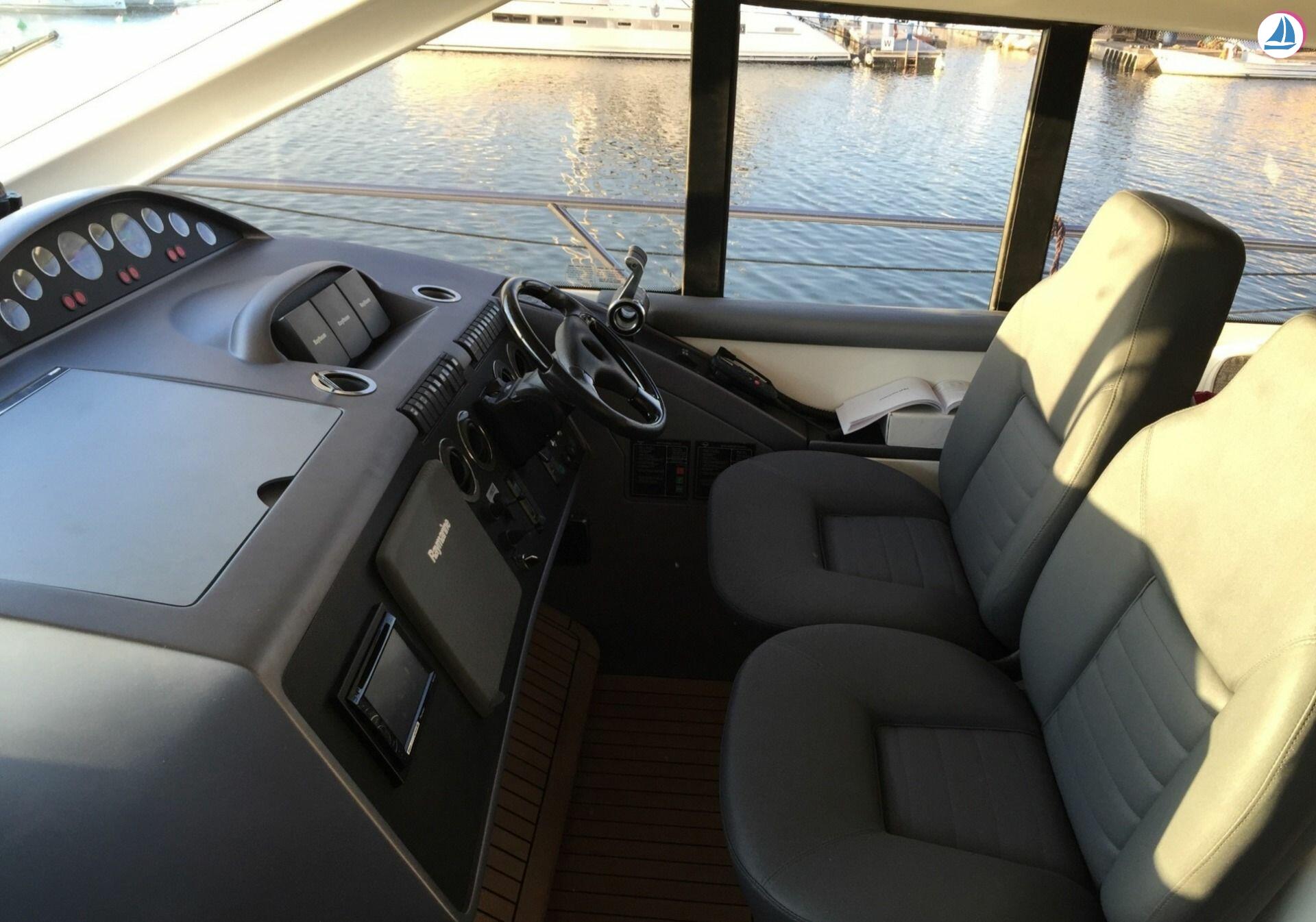 照片 Princess V65 16