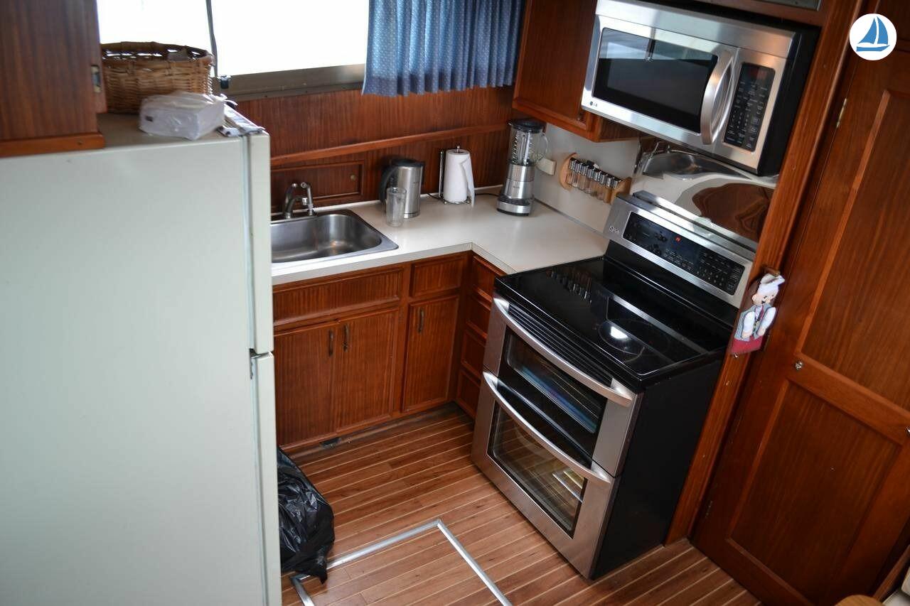 照片 Hatteras MOTOR YACHT 3