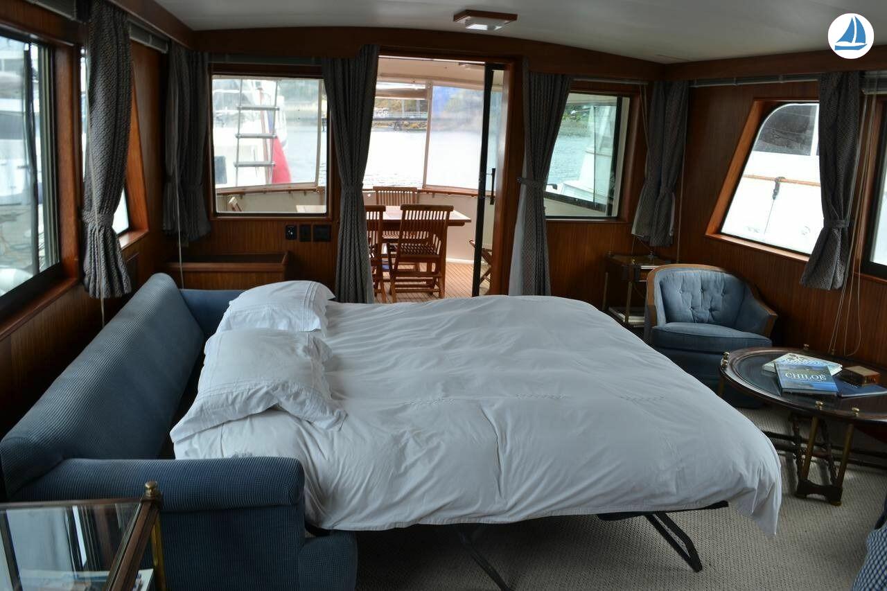 照片 Hatteras MOTOR YACHT 7