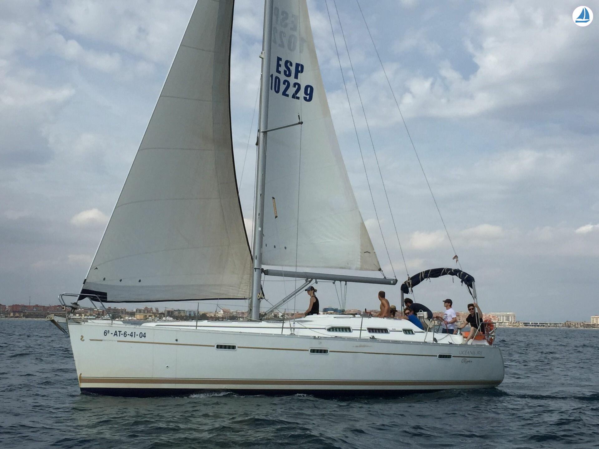照片 Beneteau OCEANIS 393 2