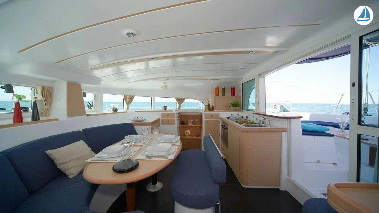 照片 Lagoon 380 Plus 3