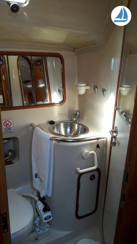 照片 Beneteau OCEANIS 500 13