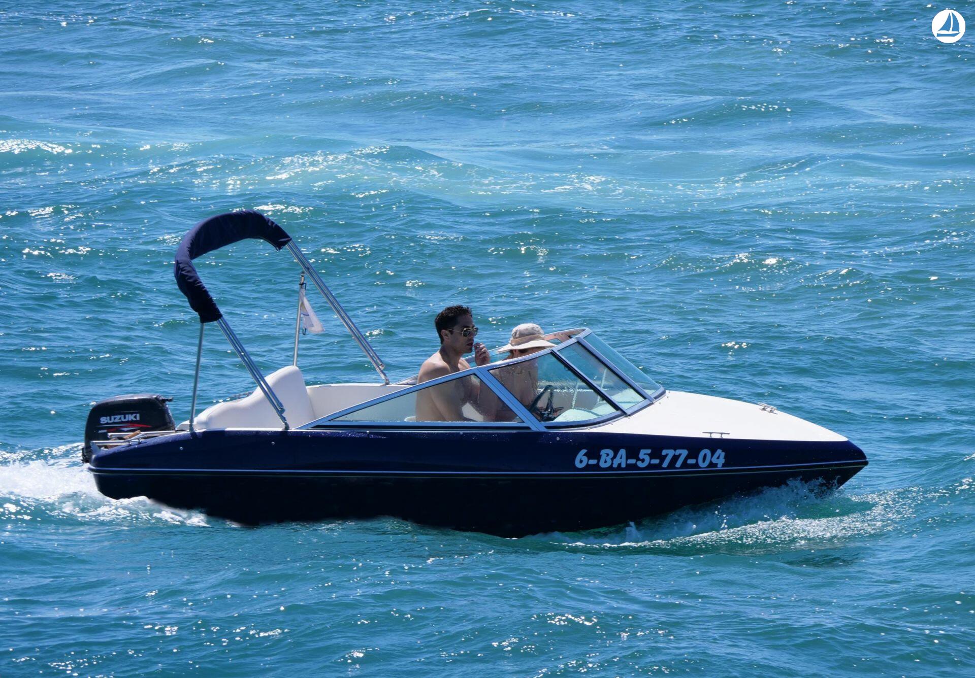 照片 Astromar 400 1