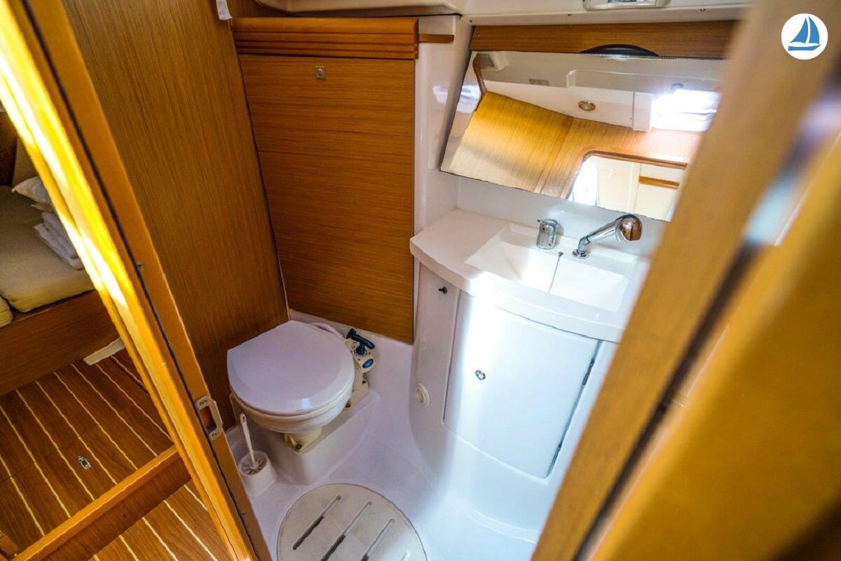 照片 Jeanneau Sun Odyssey 42.2 8